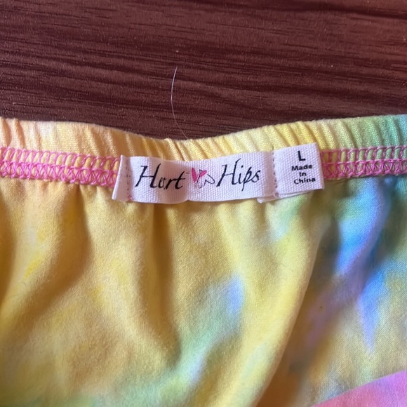 Strapless Top - Picture 2 of 4